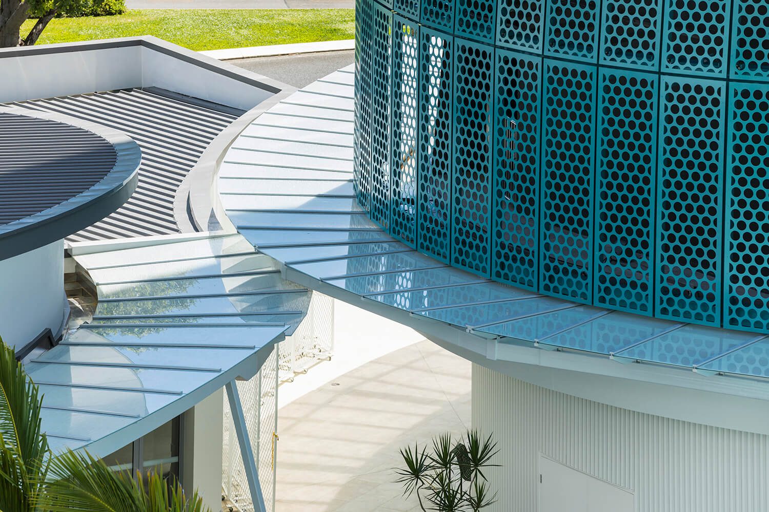 InterGLAZE Glass & Glazing Cairns Facade and Architectural Glazing